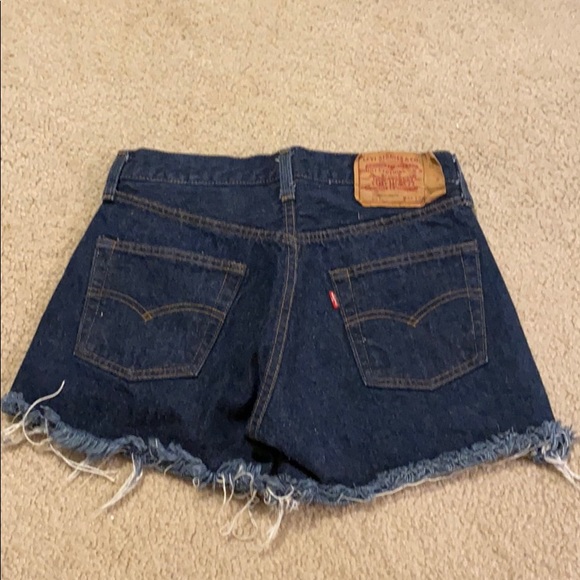 Vintage Levi USA 501 cut off denim shorts 30 - Picture 3 of 4